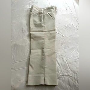 Loft cream colored cropped dress pants. 4P